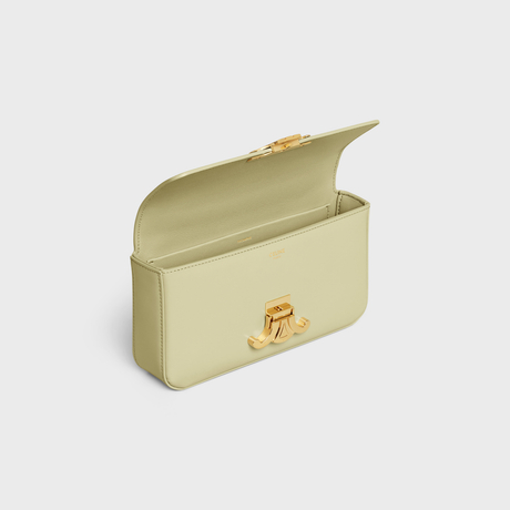 Replicate CHAIN SHOULDER BAG CLAUDE IN SHINY CALFSKIN ALMOND GREEN(1:1 replica)