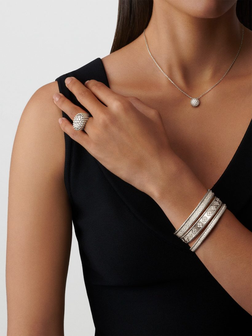 Replicate Perlée clovers bracelet, medium model(1:1 replica)