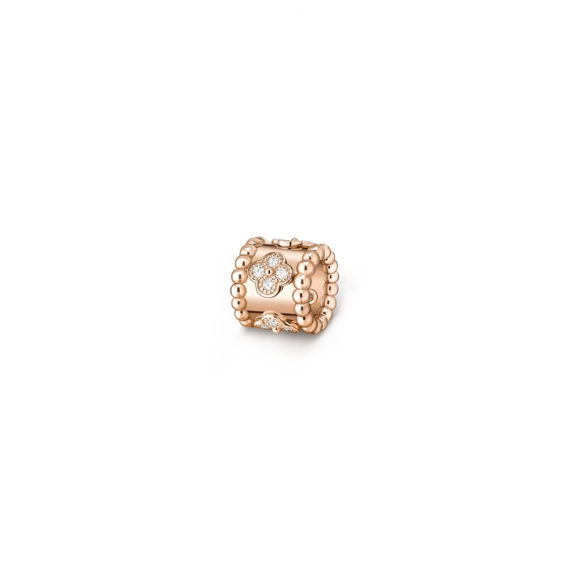 Replicate Perlée clovers pendant(1:1 replica)