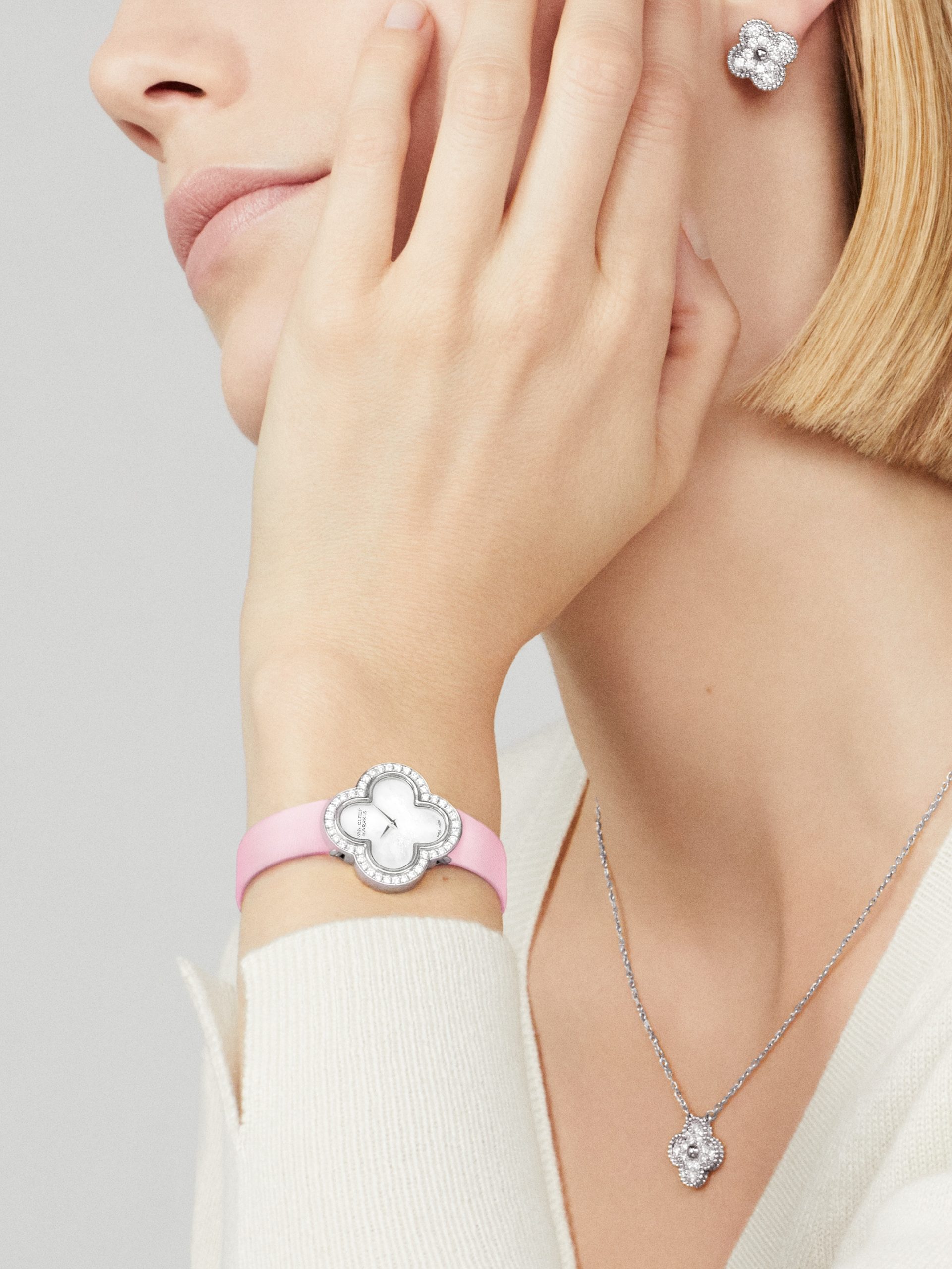 Replicate Vintage Alhambra pendant(1:1 replica)