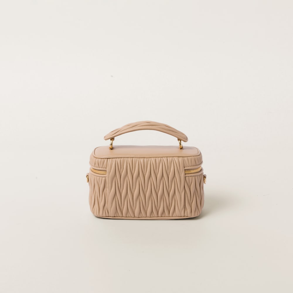 Replicate Matelassé nappa leather shoulder bag(1:1 replica)