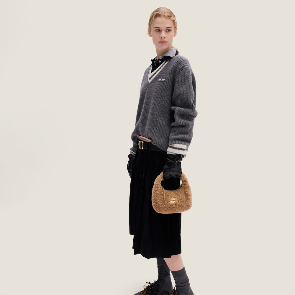 Replicate Wander shearling hobo bag(1:1 replica)