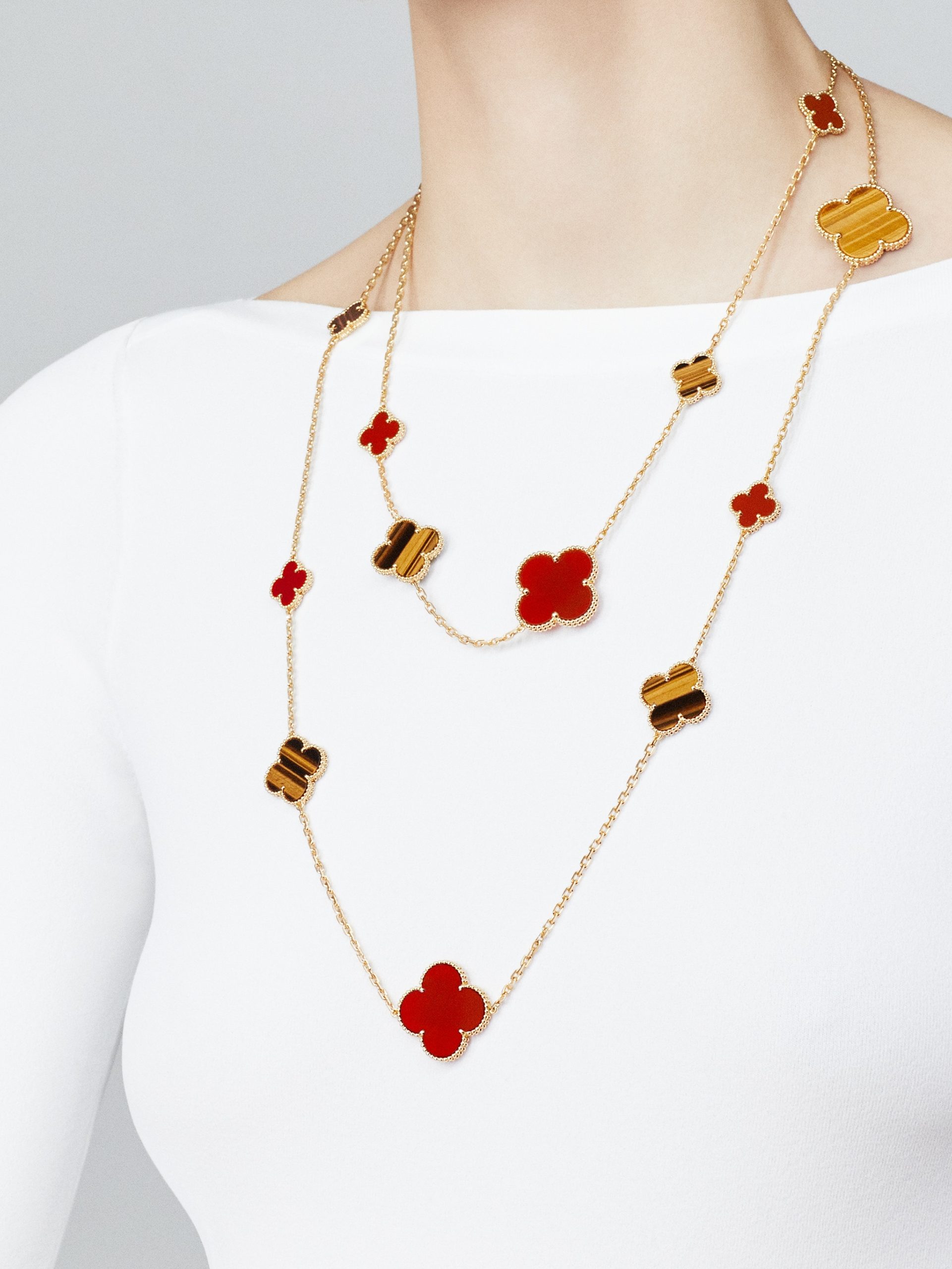 Replicate Magic Alhambra long necklace, 16 motifs(1:1 replica)