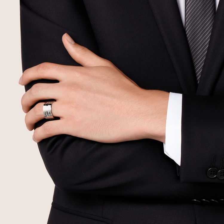 Replicate LOVE ring, large model(1:1 replica)