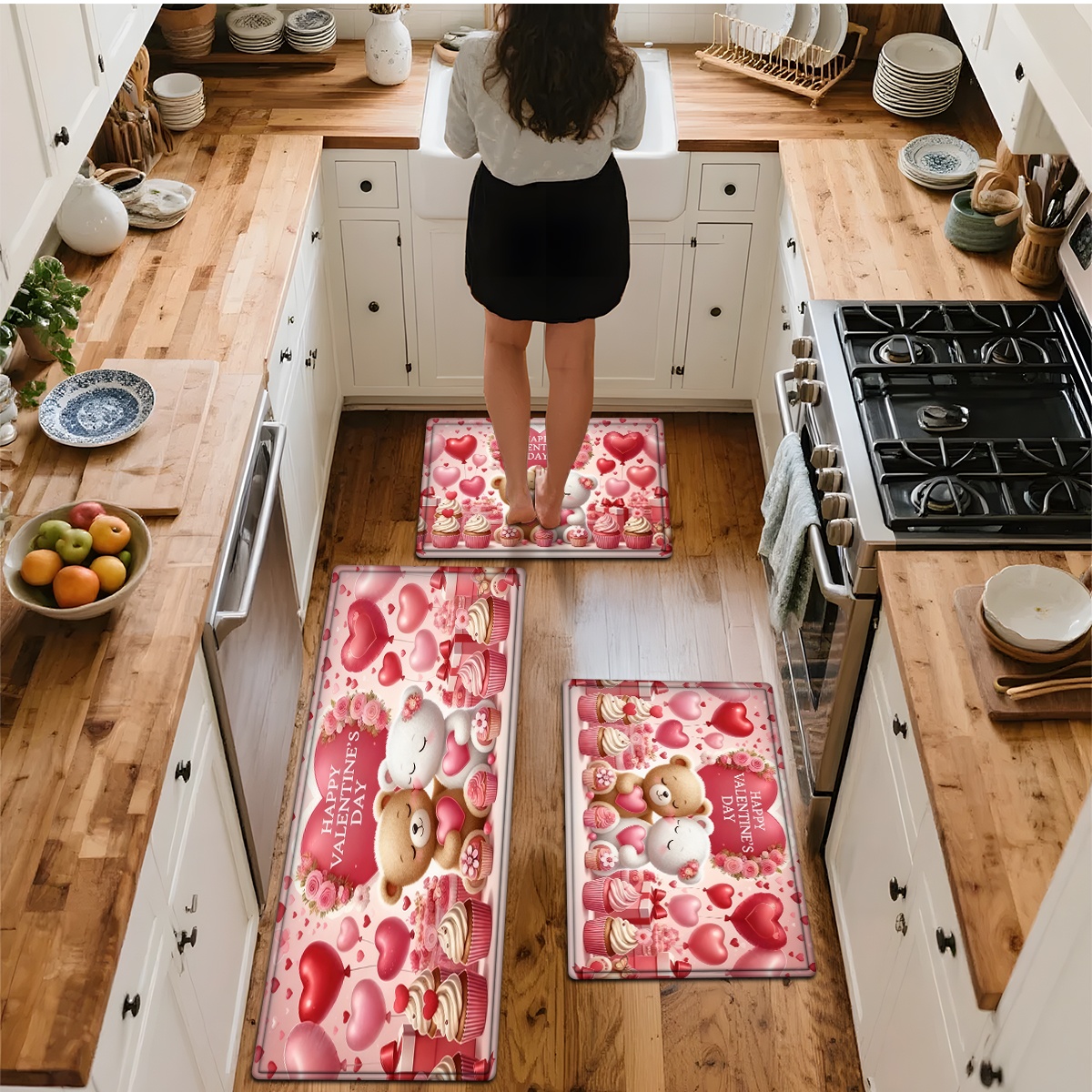 Flannel Rug-3 Piece Set - Valentine's Day Cake Heart Bear Print