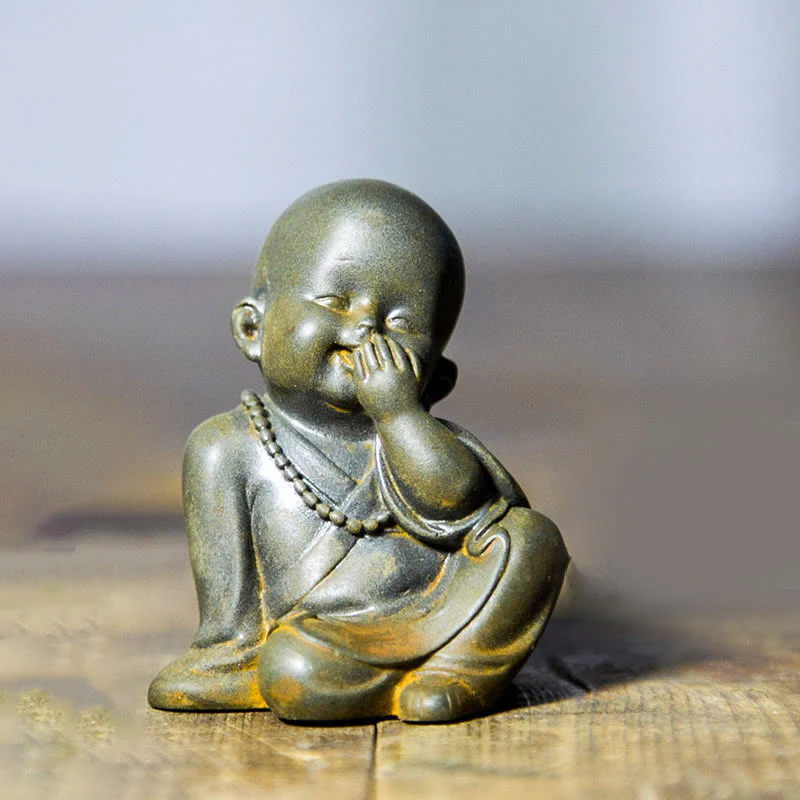 Mocoer Small Meditating Monk Iron Powder Rust Cast Resin Statue Desk Decoration - Mocoer