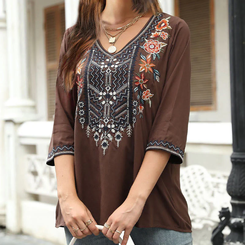 Mocoer Spring Casual Plain Embroidery Floral Pattern Design Three Quarter Sleeve V-neck Cotton Women's T-Shirt - Mocoer