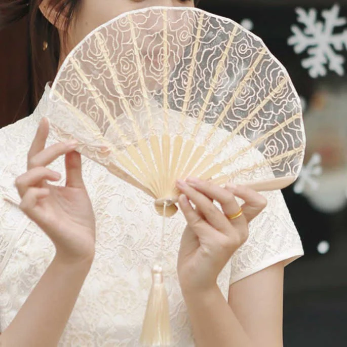Mocoer Rose Embroidery Lace Shell Shape Tassels Handheld Bamboo Folding Fan - Mocoer