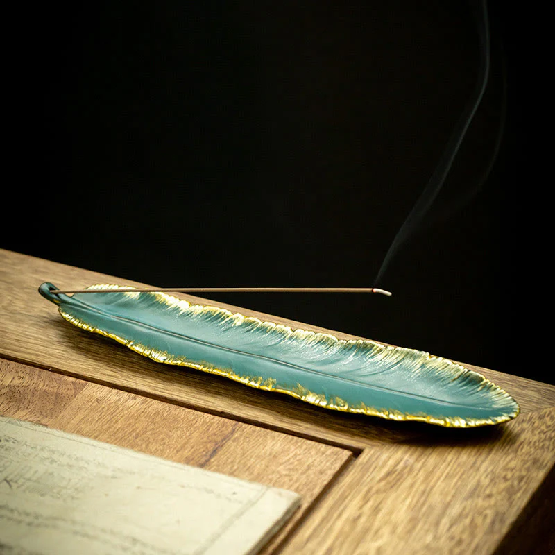 Mocoer Green Feather Gold Edge Healing Ceramic Incense Burner Decoration - Mocoer