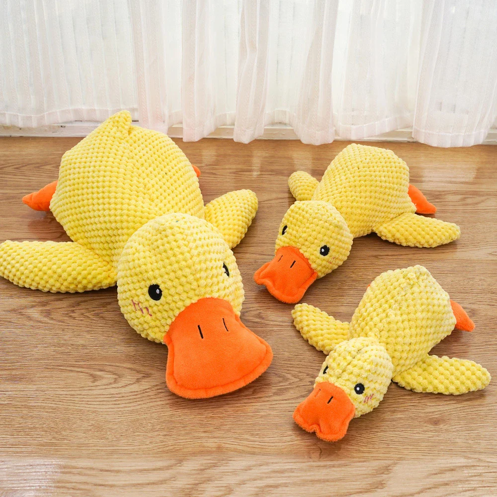 Plush Duck Chew Toy – Squeaky & Bite-Resistant for Calming Puppies & Teething Relief