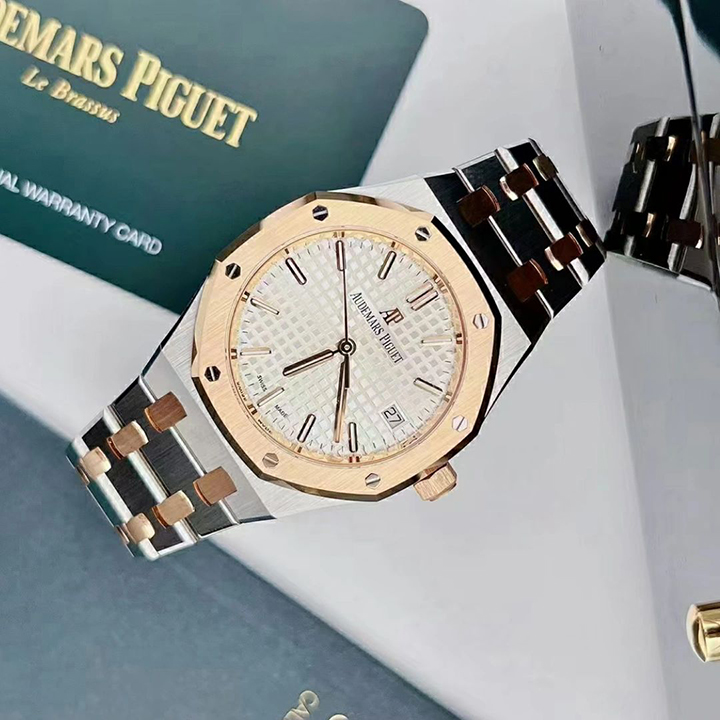 Aude Pig*et ROYAL OAK SELFWINDING Ref. 15450SR.OO.1256SR.01 - DiscoversMarket