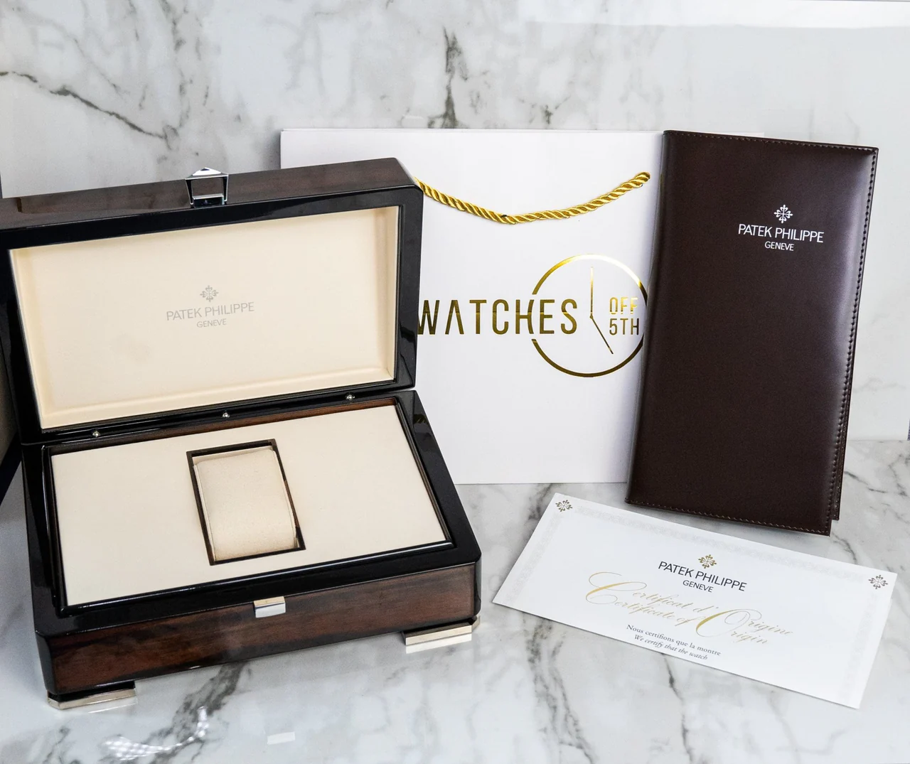 Pat*k P Complications Annual Calendar 5205G-001 40mm - DiscoversMarket