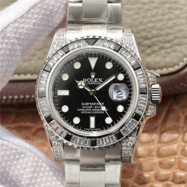 Submariner Silver Black Diamond 40mm - DiscoversMarket