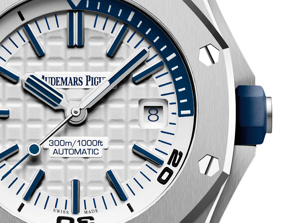 Aude Pig*et ROYAL OAK OFFSHORE DIVER Ref. 15710ST.OO.A010CA.01 - DiscoversMarket