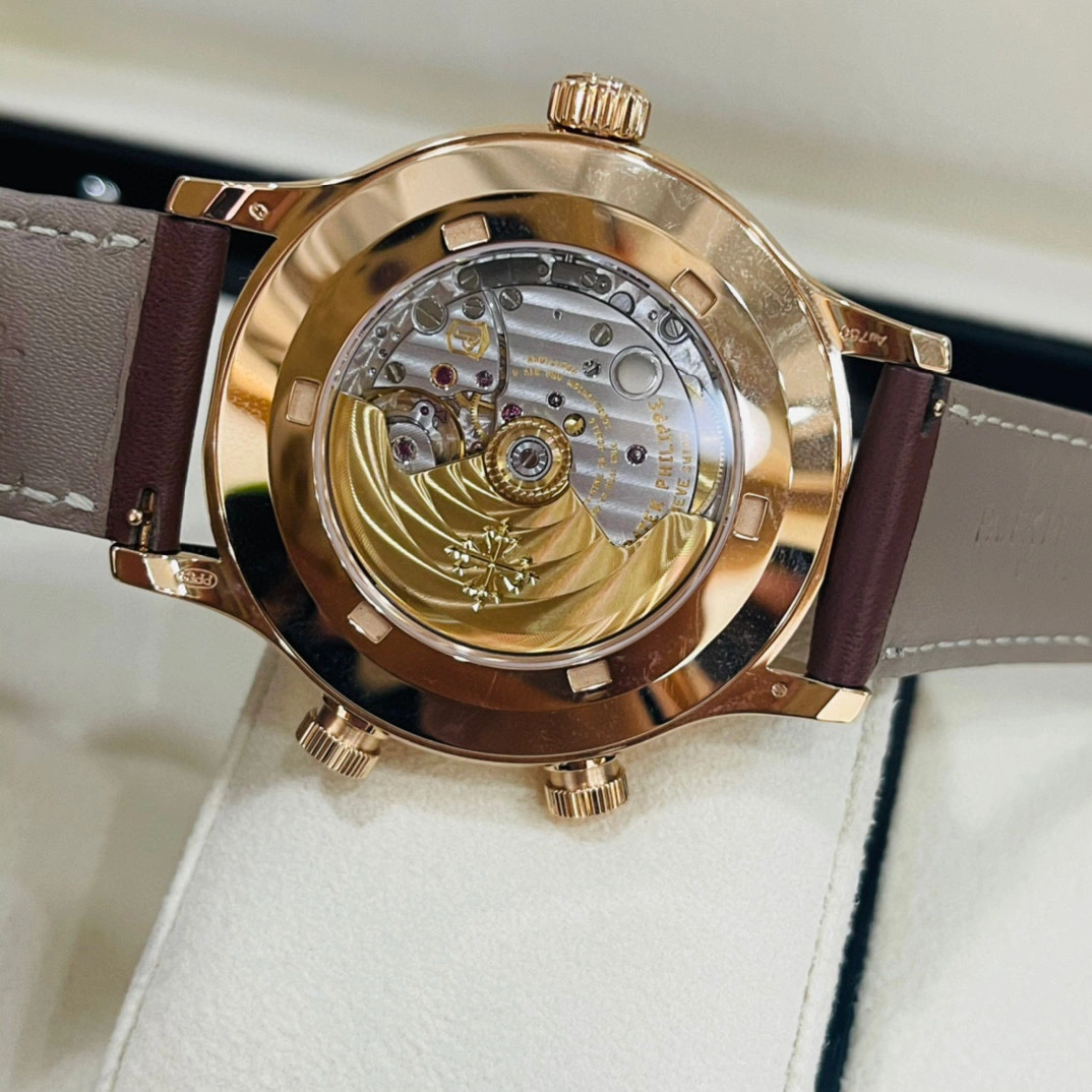 Patek Philippe Complications 5524R 42 mm - DiscoversMarket