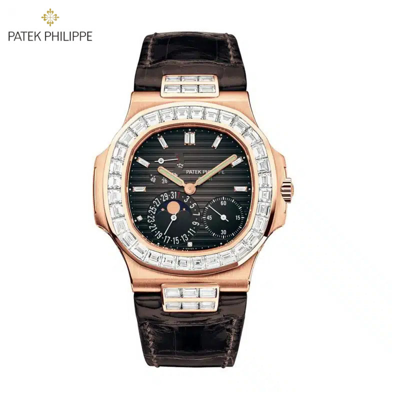 Patek Philippe Nautilus 5724R - DiscoversMarket