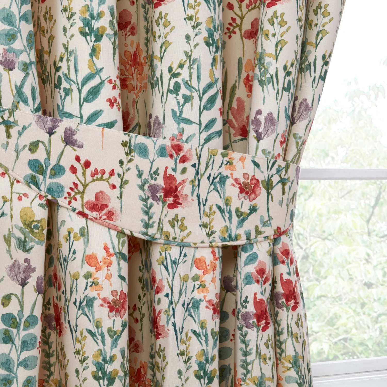 Amaryllis Floral Multi Tie Backs (Pair)
