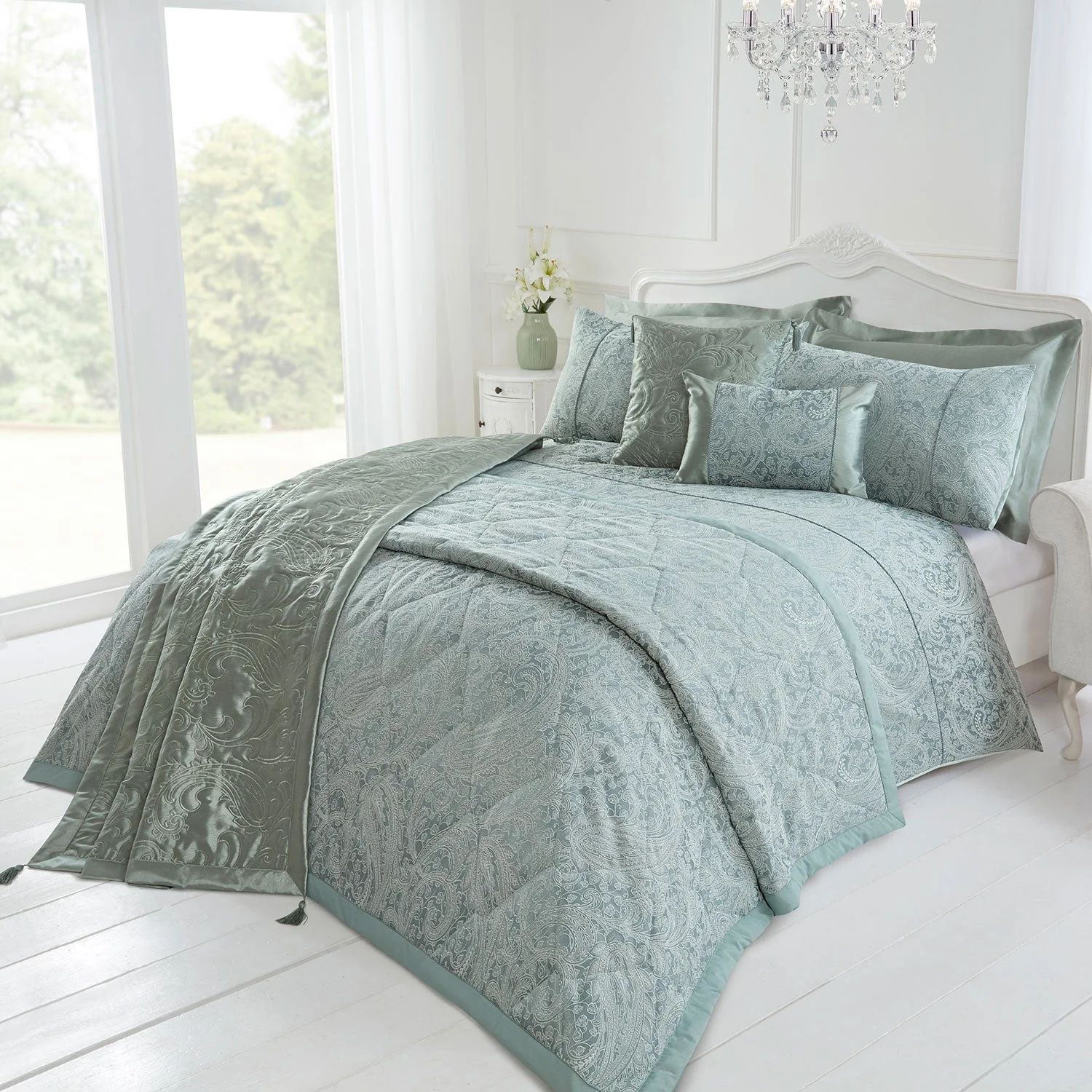 Paisley Soft Green Luxury Cotton Rich Jacquard Duvet Cover