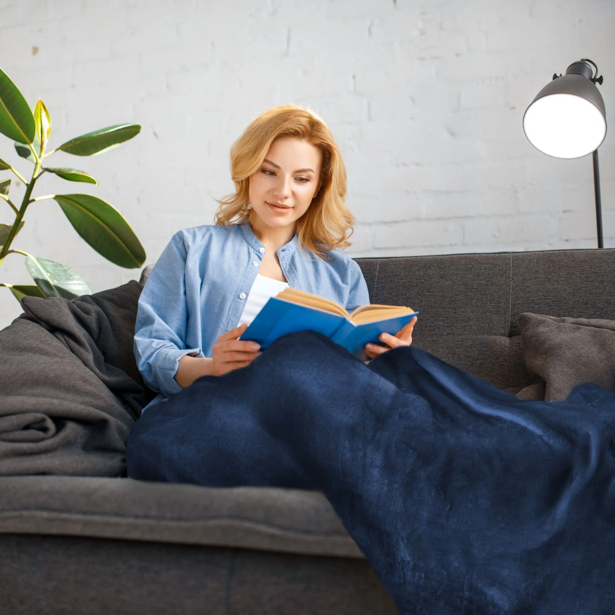 Navy Blue Snug Flannel Fleece Super Soft Throw
