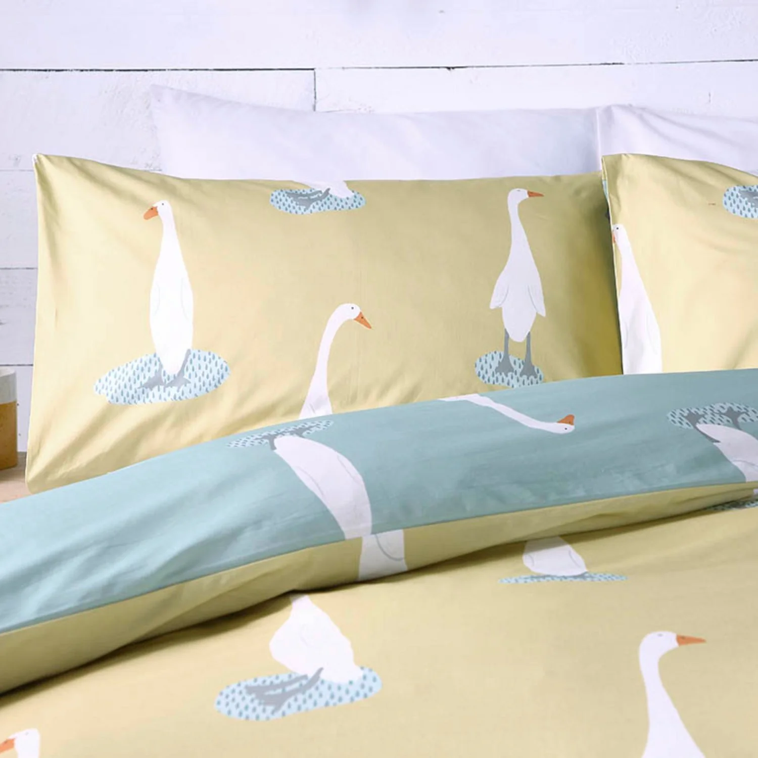 Puddles The Duck Yellow Duvet Set