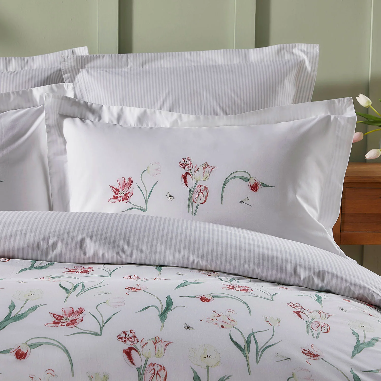 Sophie Allport Tulip White Cotton Duvet Set