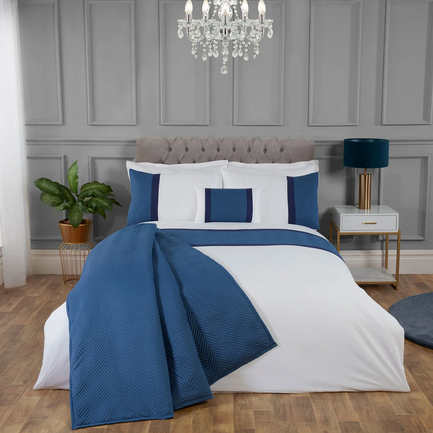 Eton Blue Pinsonic Velvet Throw (240cm x 160cm)