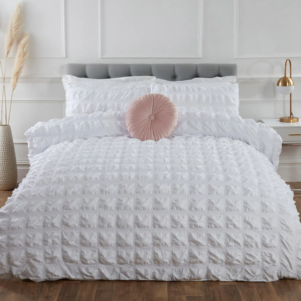 Sheraton White Super Soft Seersucker Duvet Set