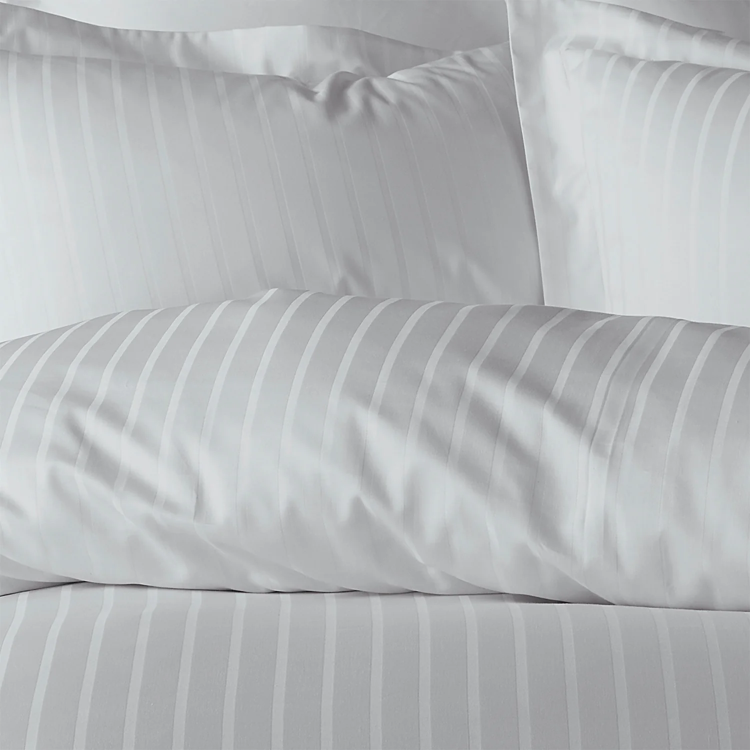 Luxe & Wilde Arla Hotel White 100% Cotton Duvet Set