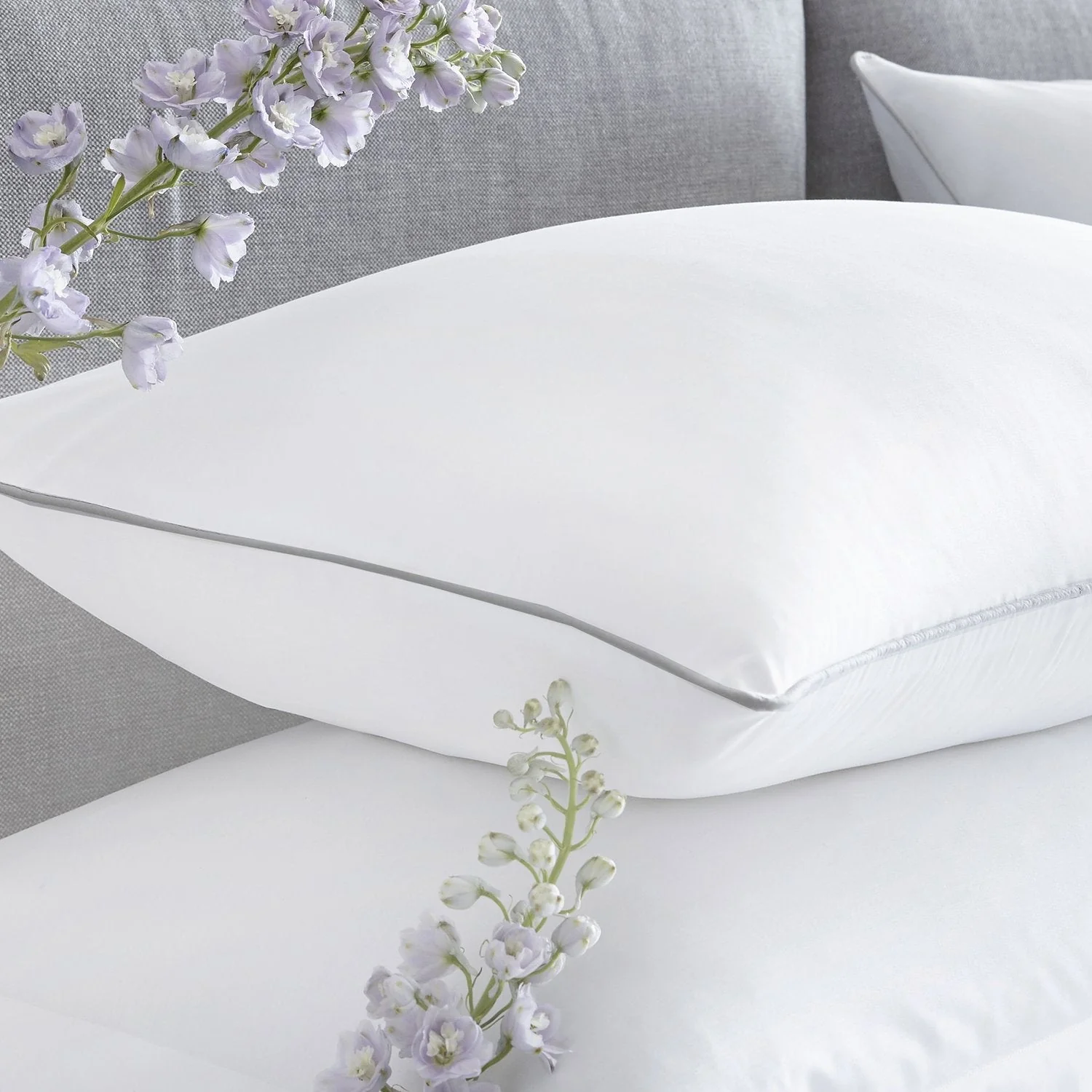 White With Silver Contrast Piping 200 Thread Count 100% Cotton Duvet Set