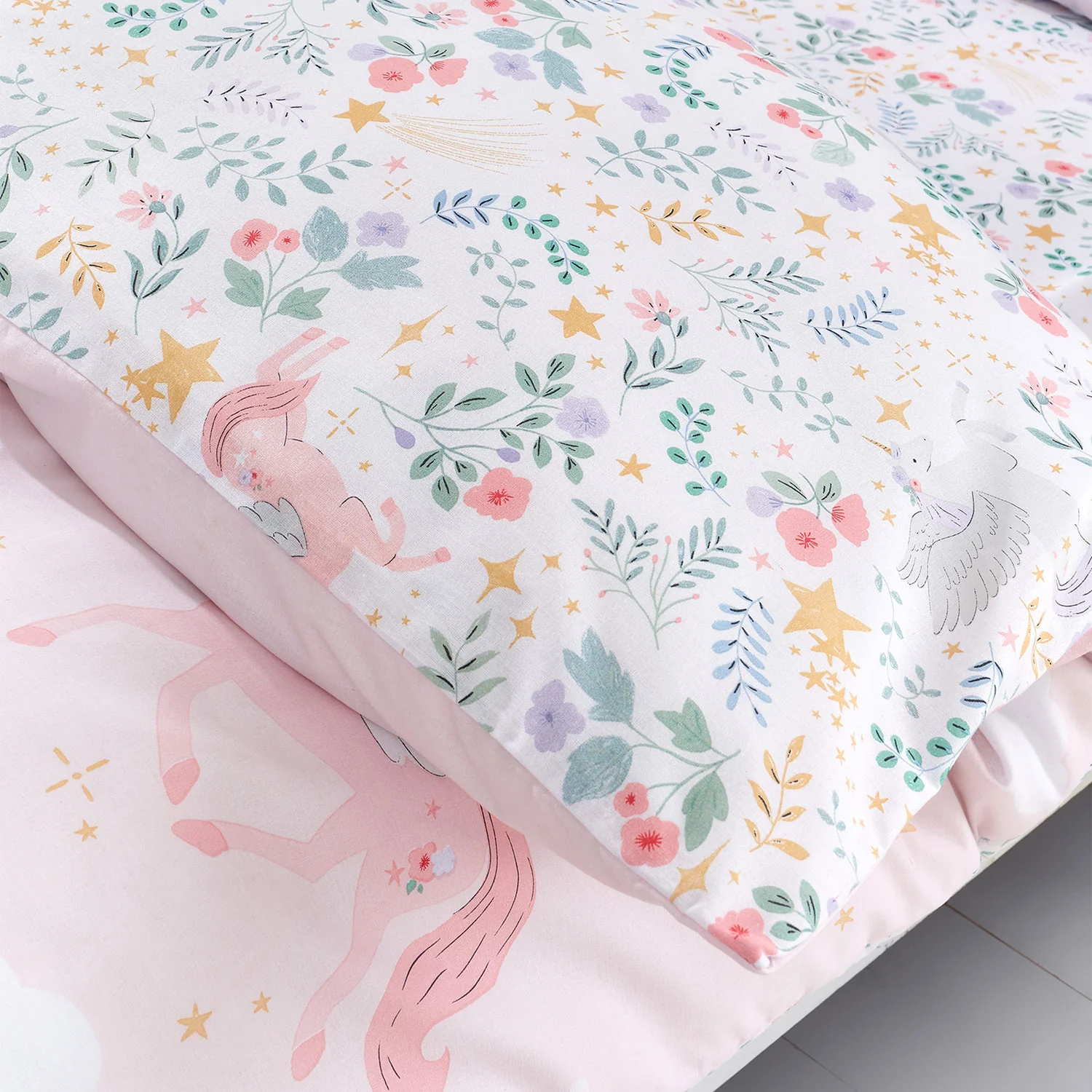 Catherine Lansfield Fairytale Unicorn Reversible Duvet Set