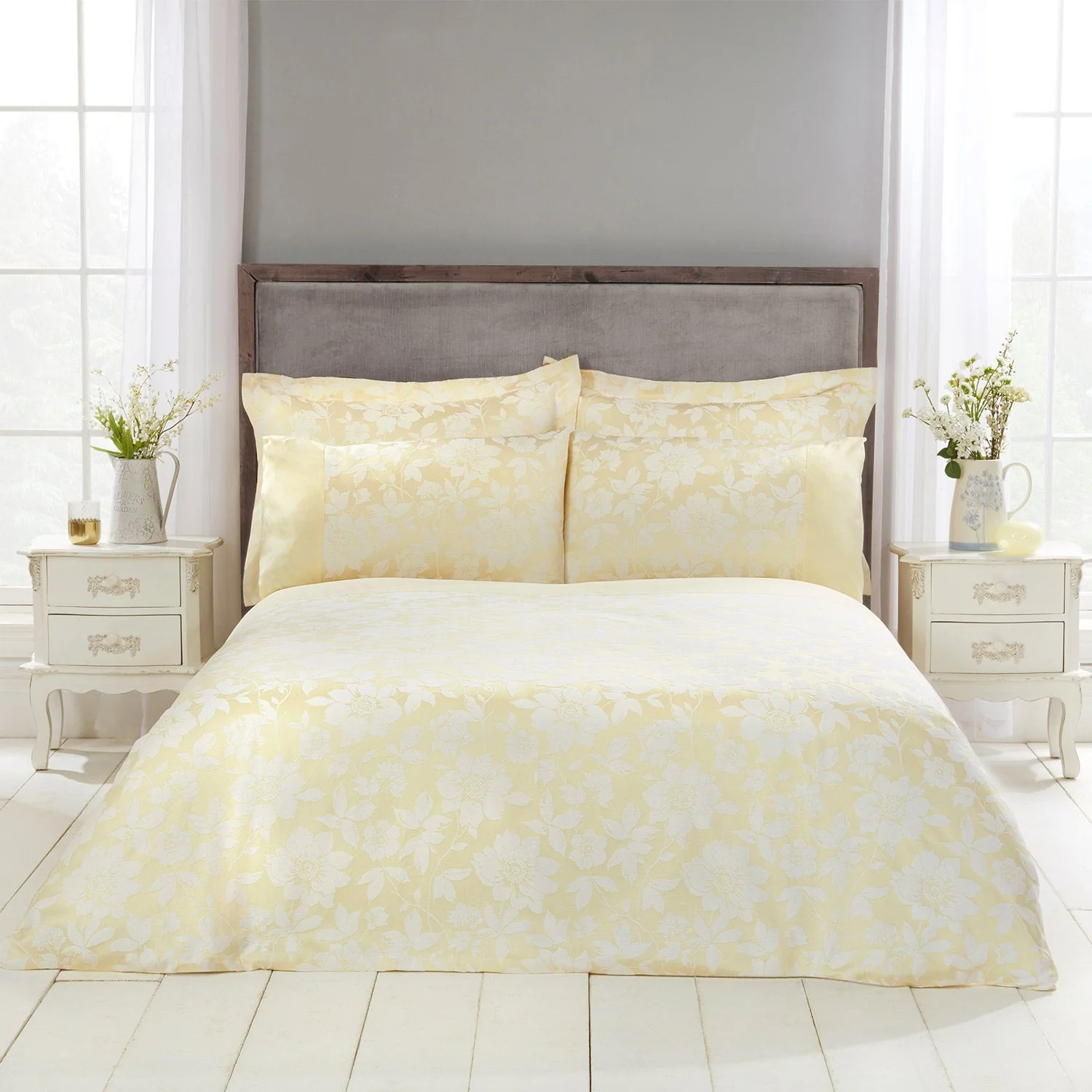 Lottie Lemon Luxury Cotton Rich Jacquard Duvet Cover
