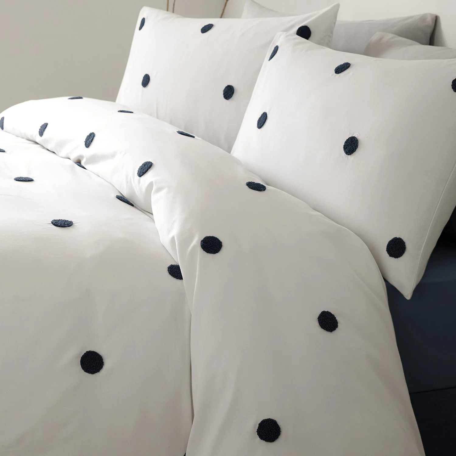 Dot Garden White & Navy 100% Cotton Duvet Set