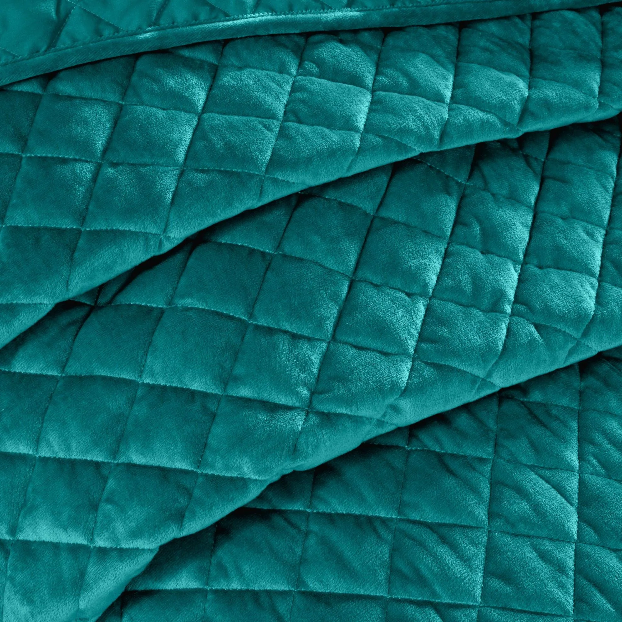 Regent Emerald Green Quilted Soft Touch Velvet Bedspread Set