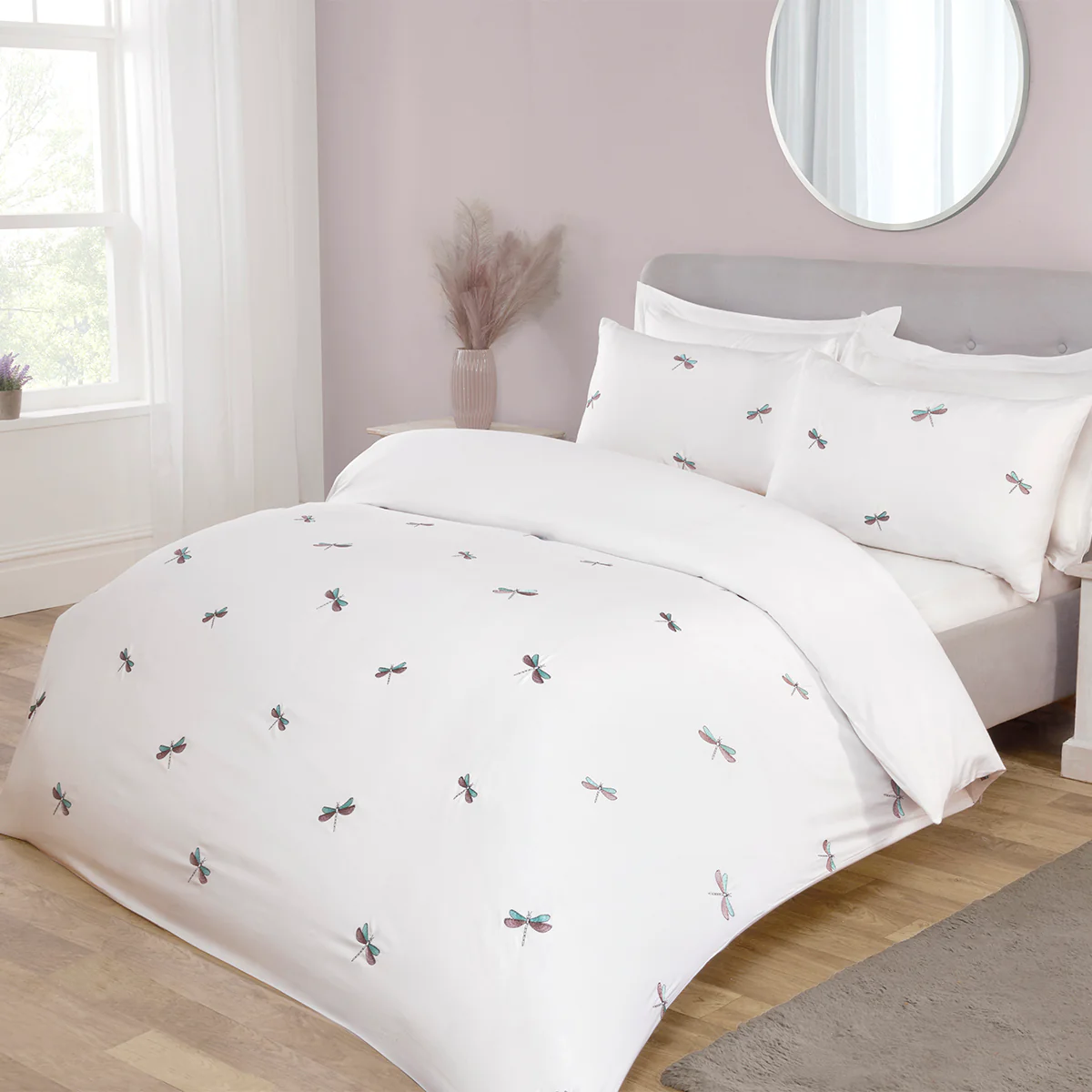 Dragonfly White Embroidered Super Soft Duvet Set