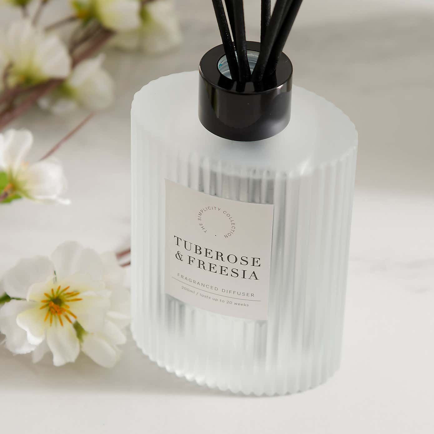 Tuberose and Freesia Ribbed Diffuser
