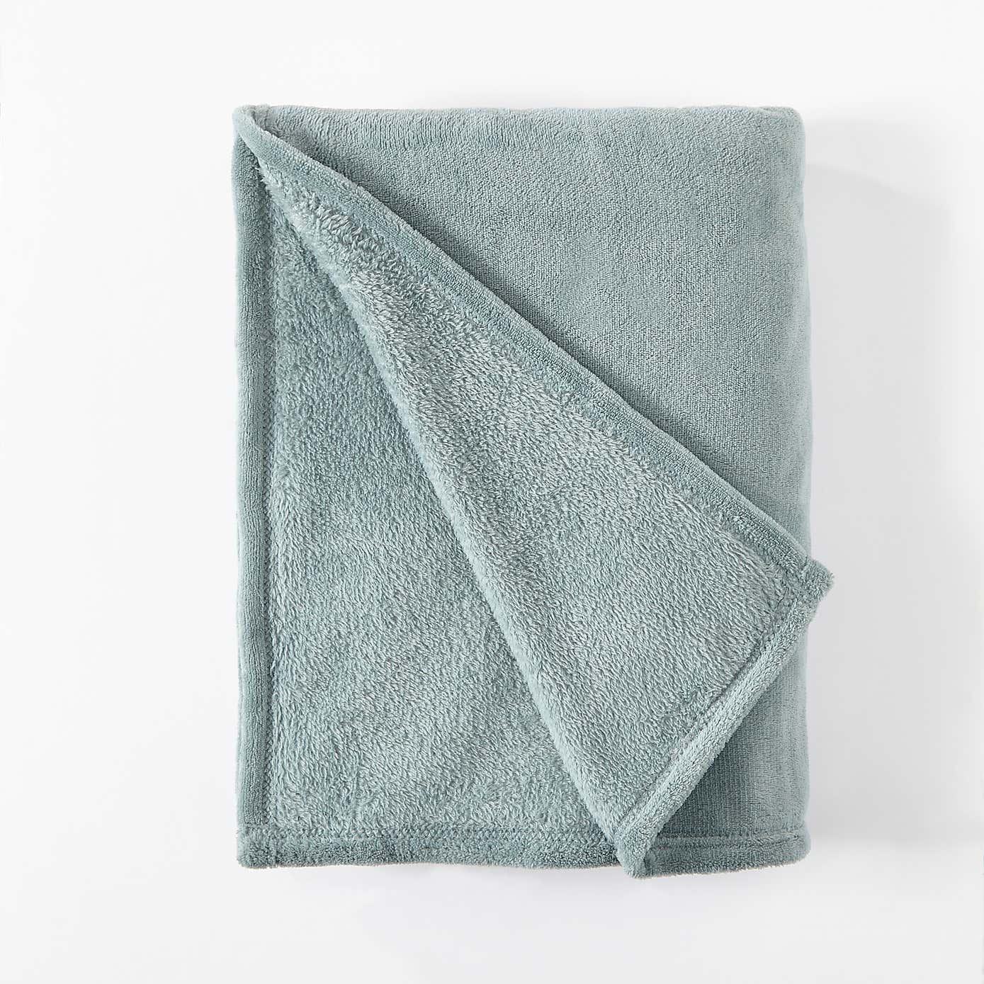 Soft Fleece 130cm x 170cm Throw