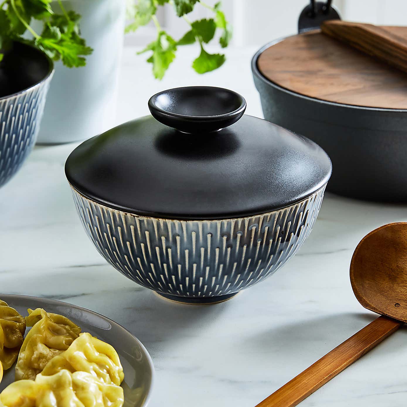 World Gourmet Covered Zen Bowl