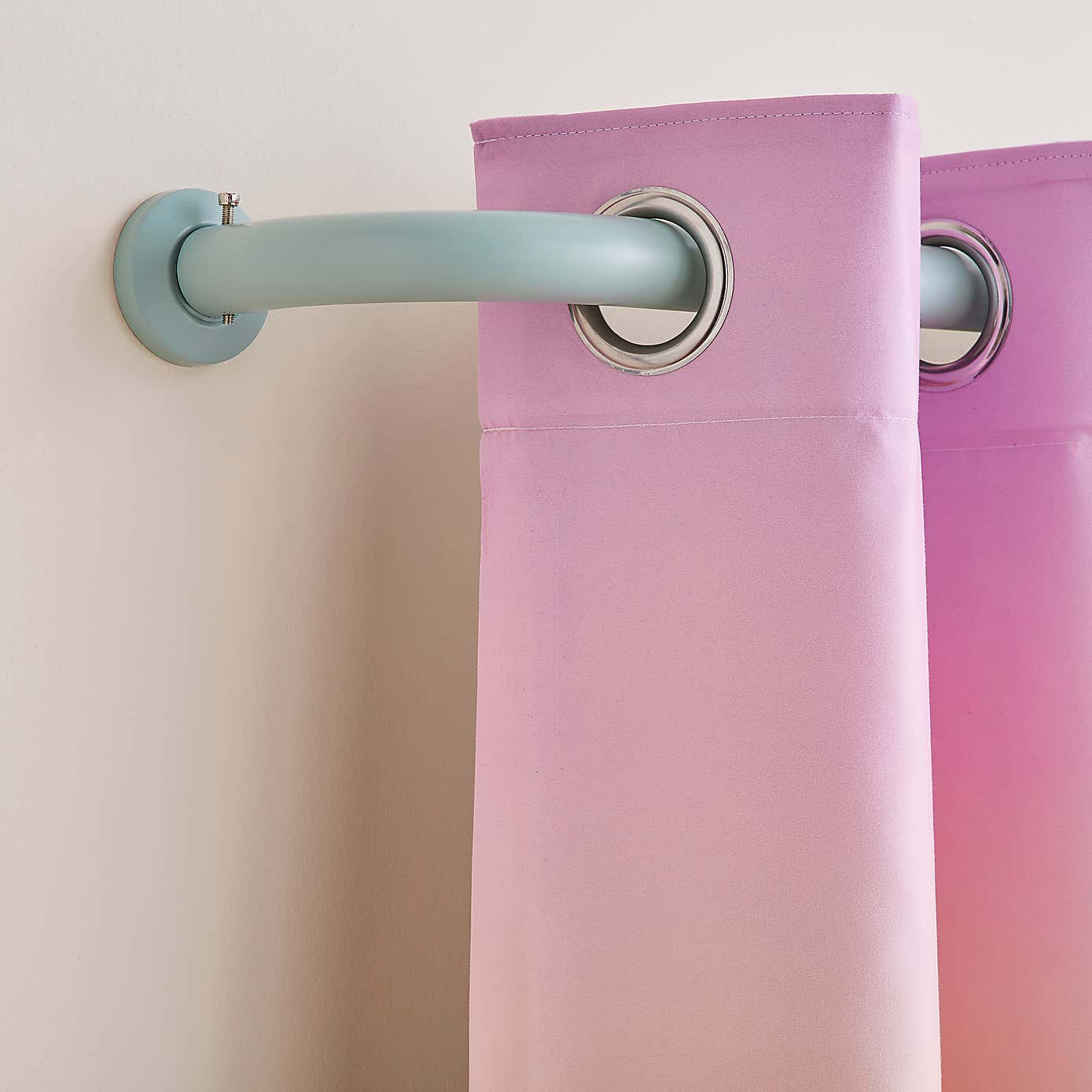 Kids Room Darkening Metal Extendable Curtain Pole