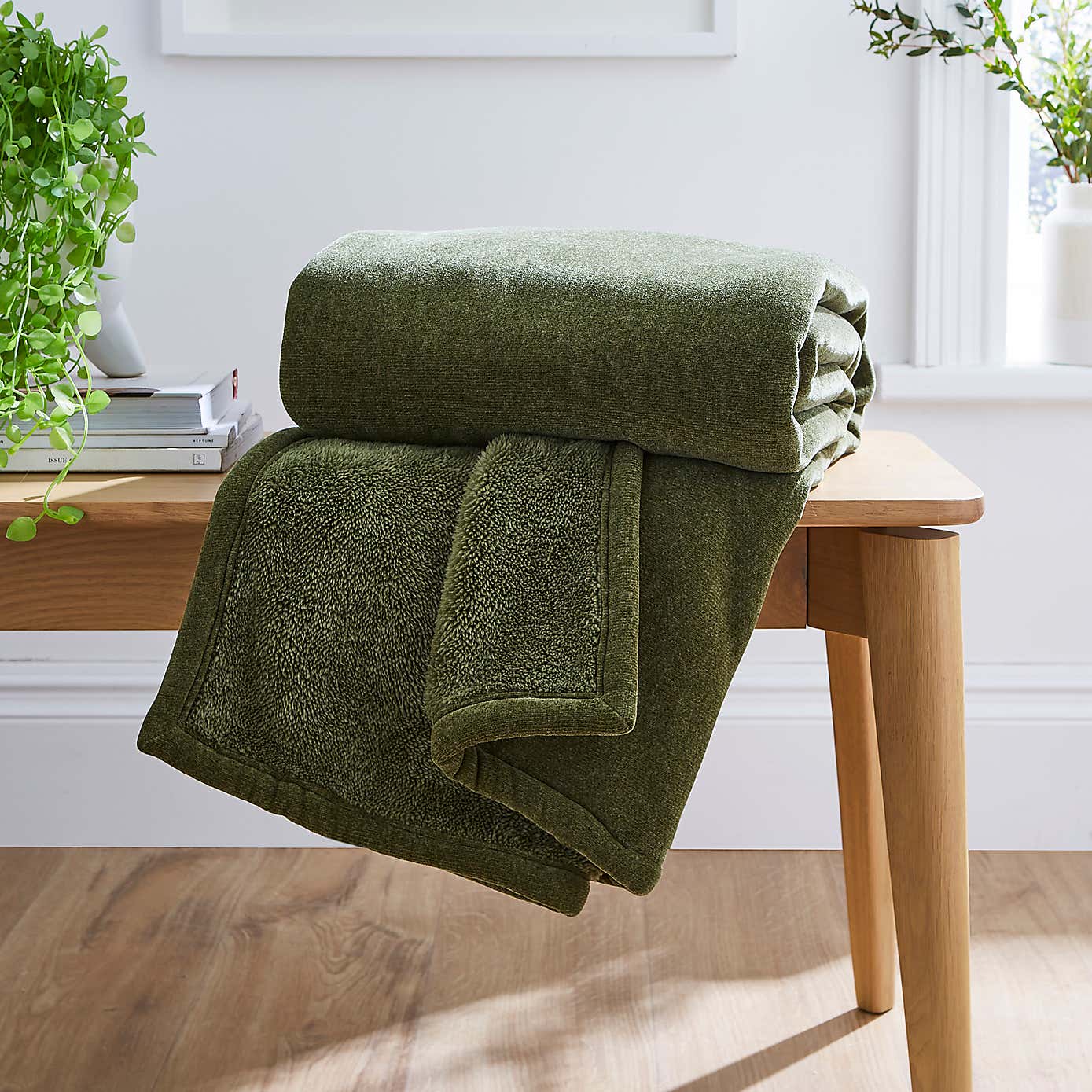 Cosy Chenille Throw 130x180cm