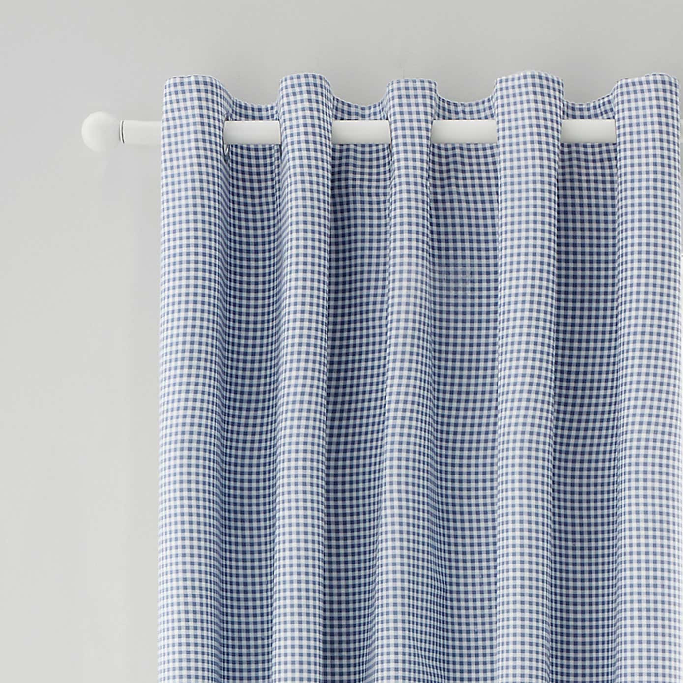 Catherine Lansfield Lucie Floral Reversible Eyelet Curtains