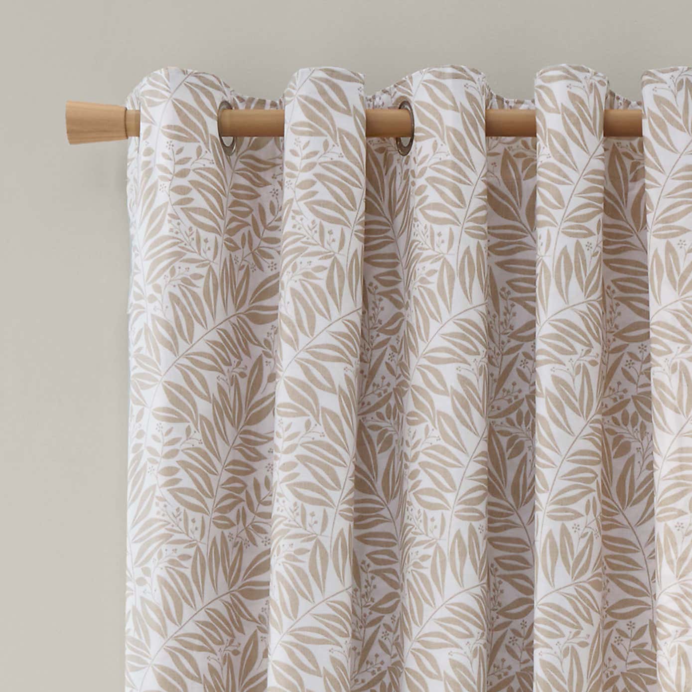 Catherine Lansfield Sorrel Leaves Reversible Eyelet Curtains