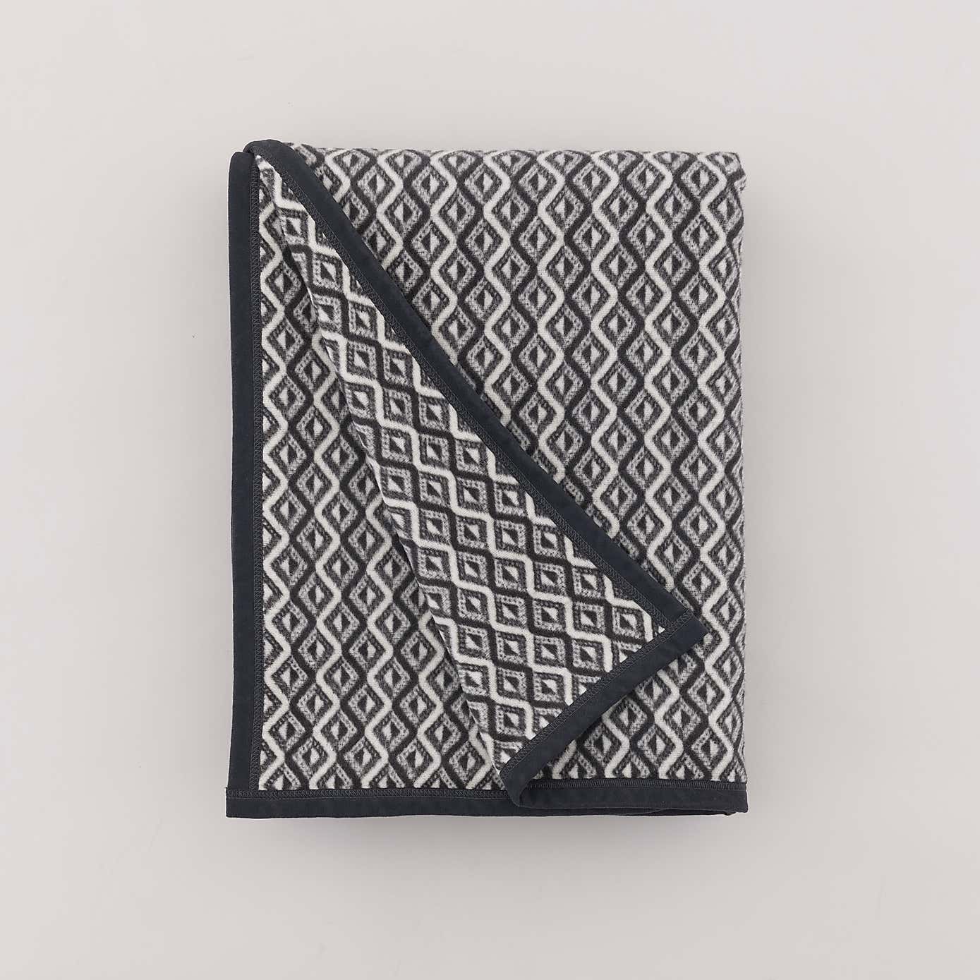 Supersoft Diamonds Cotton Blanket