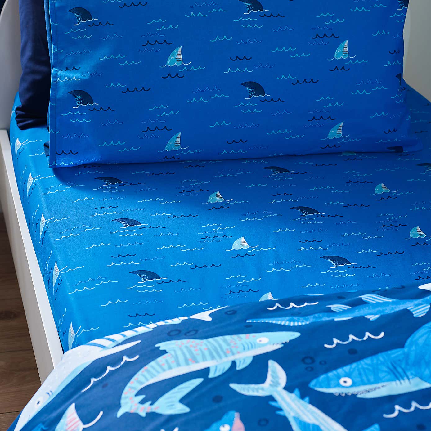 Catherine Lansfield Jawsome Shark Polycotton Fitted Sheet