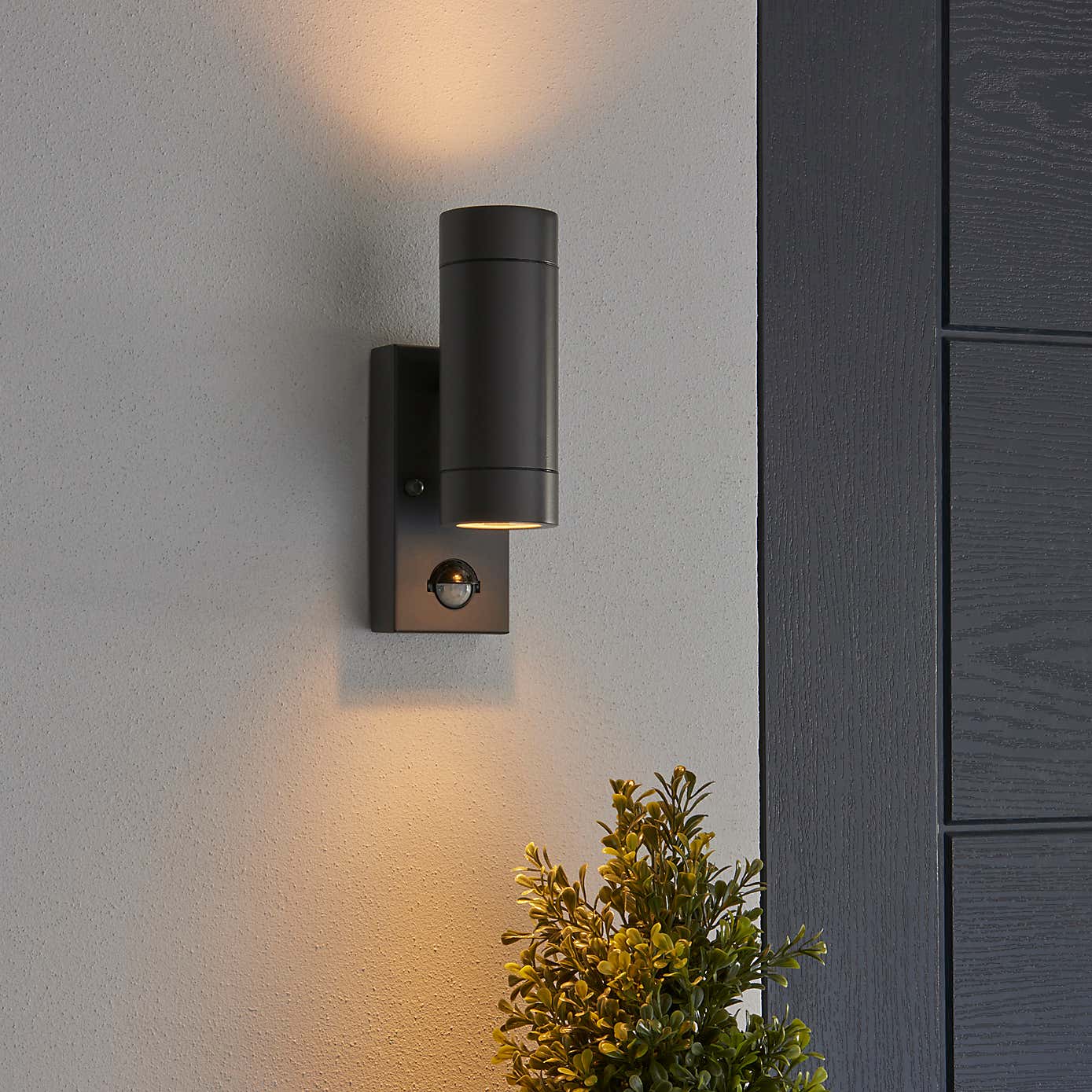 Billy PIR Sensor Outdoor Wall Light