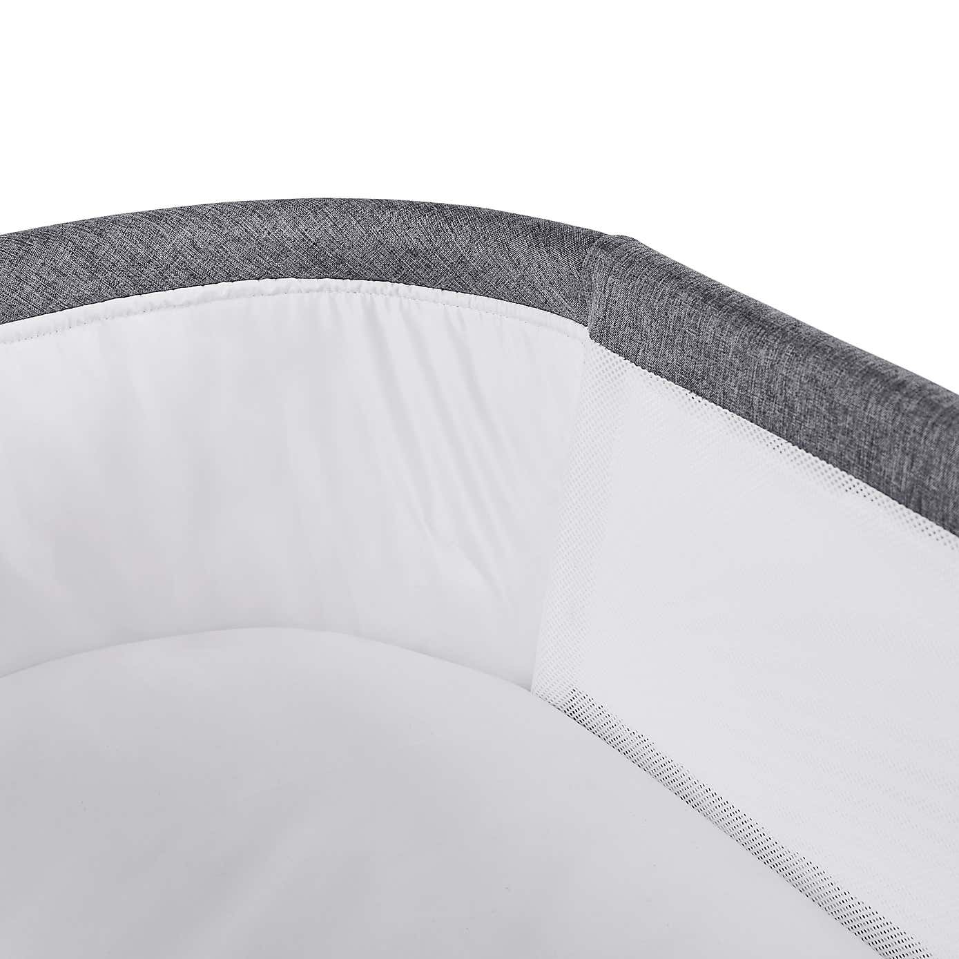 Ickle Bubba Drift Gliding Crib