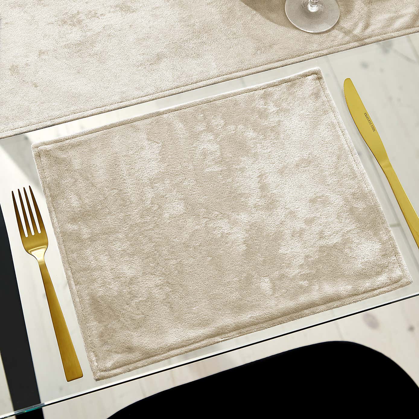 Set of 2 Crushed Velour Placemats
