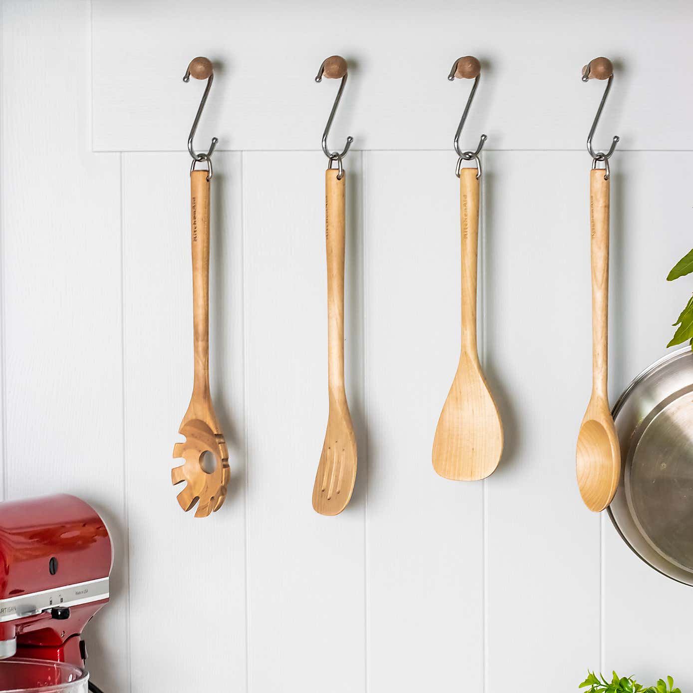 KitchenAid Universal Birchwood Short Turner