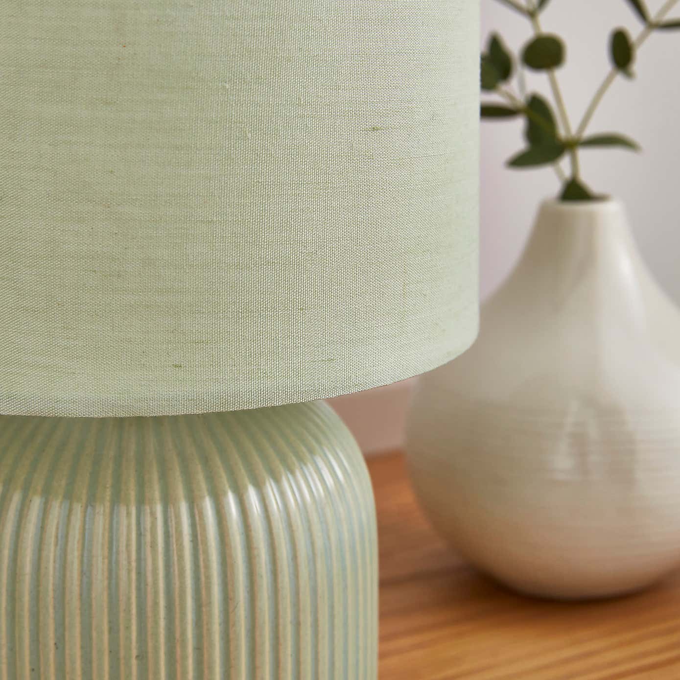 Hebe Ribbed Ceramic Table Lamp