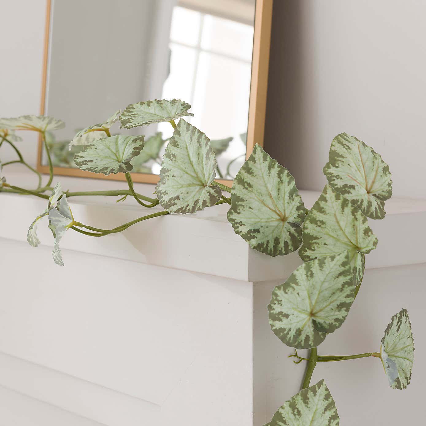 Artificial Begonia Leaf Garland
