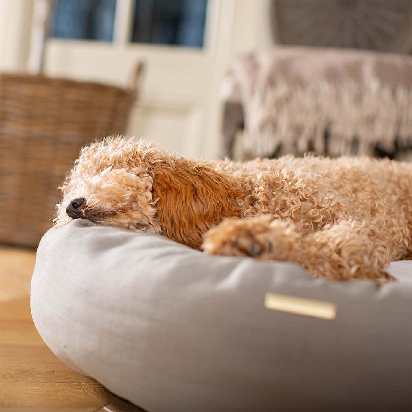 Lords and Labradors Savanna Donut Dog Bed